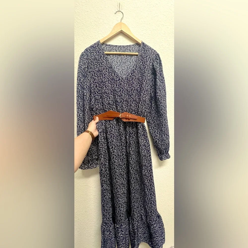 *NWOT Navy Plus Size Maxi Dress Long Sleeve V Neck Lightweight 2X - Picture 4 of 6